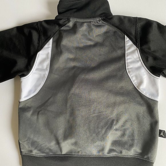 Air Jordan Gray Black White Zip Up Track Jacket Spell out Size Boys 3 Toddler - Picture 6 of 10